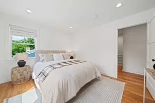 61 Gale St, Waltham, MA 02453 - Photo 17