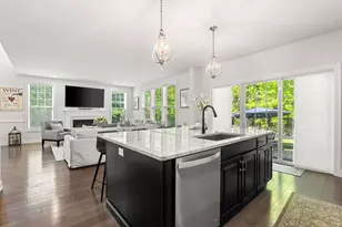 2 Hummingbird Wy, Methuen, MA 01844 - Photo 13