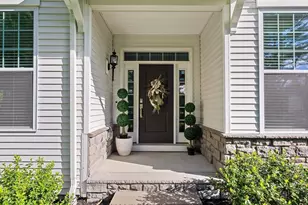 2 Hummingbird Wy, Methuen, MA 01844 - Photo 3