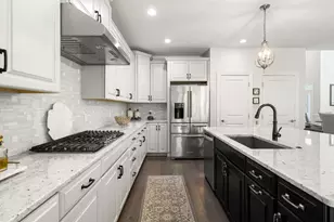 2 Hummingbird Wy, Methuen, MA 01844 - Photo 11