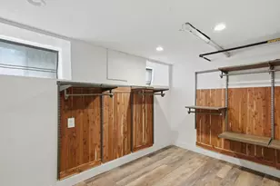 8 Ballard St, Saugus, MA 01906 - Photo 25