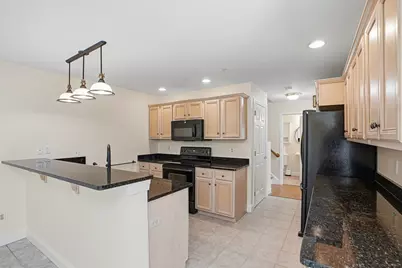 70 Orchard Meadow Dr #70, Shrewsbury, MA 01545 - Photo 7