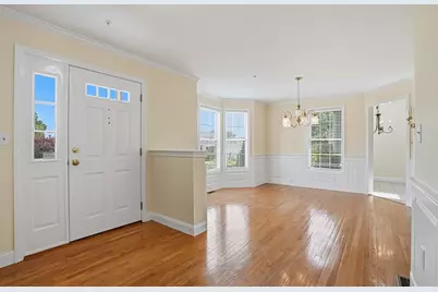 70 Orchard Meadow Dr #70, Shrewsbury, MA 01545 - Photo 3