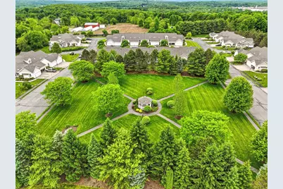 70 Orchard Meadow Dr #70, Shrewsbury, MA 01545 - Photo 37