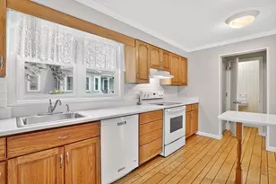 135 Rogers Ave, West Springfield, MA 01089 - Photo 13