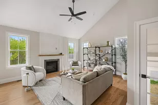 4 Narragansett Dr, West Bridgewater, MA 02379 - Photo 9