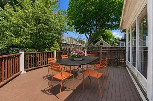 19 Humphrey St, Marblehead, MA 01945 - Photo 3