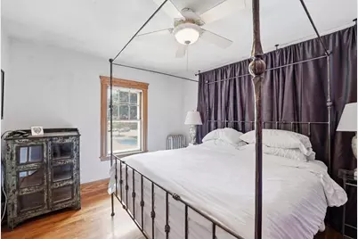 19 Humphrey St, Marblehead, MA 01945 - Photo 19