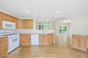 6 Trellis Cir, Pembroke, MA 02359 - Photo 7