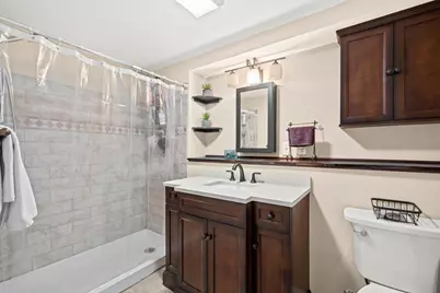 240 Hampstead St, Methuen, MA 01844 - Photo 33