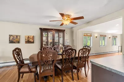 240 Hampstead St, Methuen, MA 01844 - Photo 15