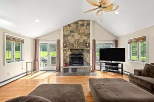 240 Hampstead St, Methuen, MA 01844 - Photo 17