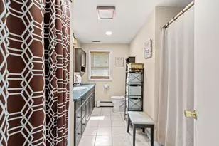 240 Hampstead St, Methuen, MA 01844 - Photo 21