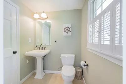 9 Stuart Ave, Plymouth, MA 02360 - Photo 9