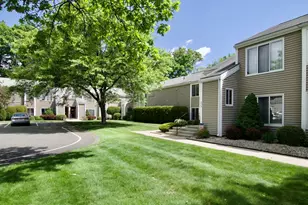 264 Nassau Dr, Springfield, MA 01129 - Photo 25
