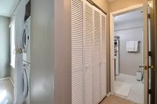 264 Nassau Dr, Springfield, MA 01129 - Photo 19