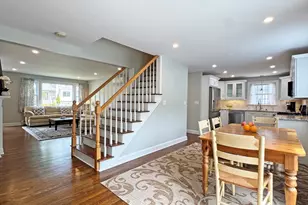 11 Hargrave Cir, Newton, MA 02461 - Photo 11