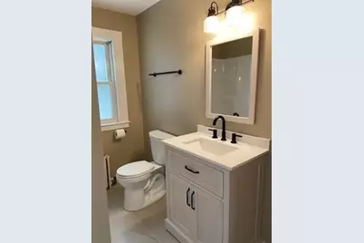 872 Main St. #1, Reading, MA 01867 - Photo 5