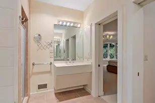 10 Dick Dr, Worcester, MA 01609 - Photo 27
