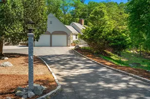 118 Newton St, Weston, MA 02493 - Photo 33