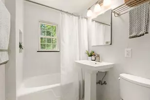 118 Newton St, Weston, MA 02493 - Photo 7