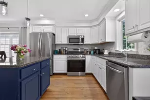 189 Grove St, Waltham, MA 02453 - Photo 5