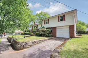 122 Puritan Dr, Quincy, MA 02170 - Photo 3