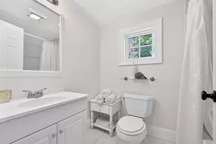 86 N Main St, Sherborn, MA 01770 - Photo 15