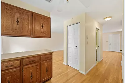 399 Pond St #B8, Braintree, MA 02184 - Photo 11
