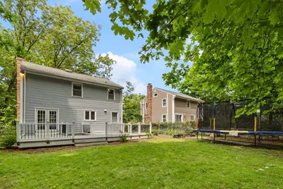 77 Forest St, Arlington, MA 02474 - Photo 31