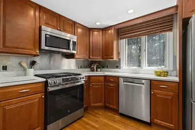 77 Forest St, Arlington, MA 02474 - Photo 7