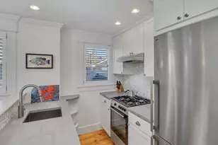368 Commercial St, Provincetown, MA 02657 - Photo 11