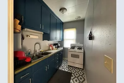 166 Clifford St, New Bedford, MA 02745 - Photo 7