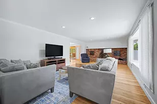 10 Fleetwood Dr, Norfolk, MA 02056 - Photo 13