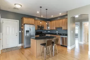 29 Vinton St, Boston, MA 02127 - Photo 3