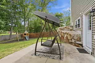 61 Cook St, Billerica, MA 01821 - Photo 5
