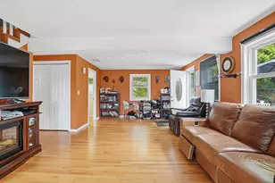 50 Lakeshore Dr, Marlborough, MA 01752 - Photo 11