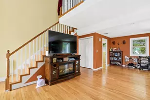 50 Lakeshore Dr, Marlborough, MA 01752 - Photo 11
