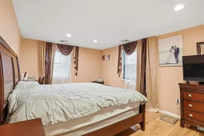50 Lakeshore Dr, Marlborough, MA 01752 - Photo 13
