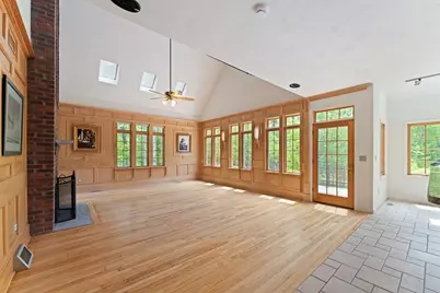 28 Vincent Rd, Mendon, MA 01756 - Photo 5