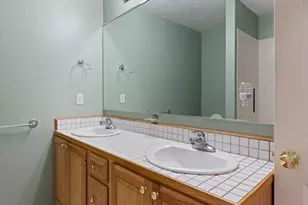 28 Vincent Rd, Mendon, MA 01756 - Photo 33