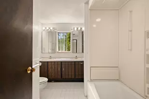 50 Notre Dame Rd, Bedford, MA 01730 - Photo 29