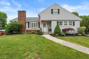 32 Oak St, Stoneham, MA 02180 - Photo 1