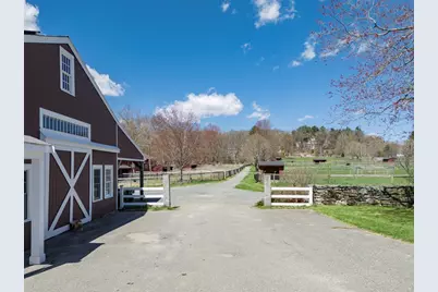 42 Washington St, Sherborn, MA 01770 - Photo 11