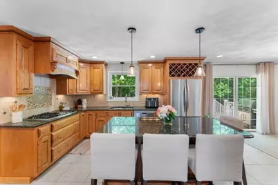 2 Harrison Pl, Franklin, MA 02038 - Photo 5