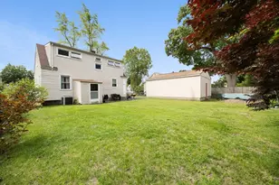 118 Edgewood Ave, Chicopee, MA 01013 - Photo 27