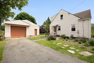118 Edgewood Ave, Chicopee, MA 01013 - Photo 5