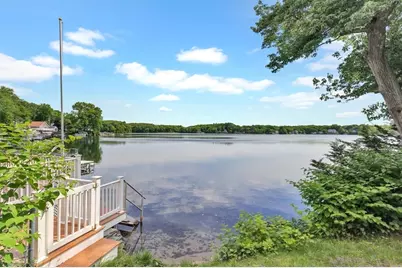 118 Woolford Road, Wrentham, MA 02093 - Photo 3