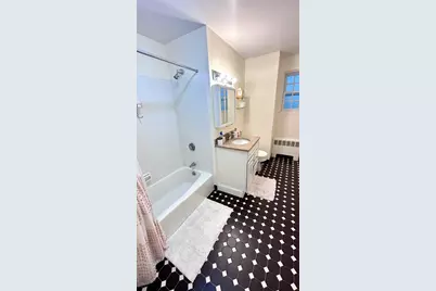 648 Washington St #6, Brookline, MA 02446 - Photo 7
