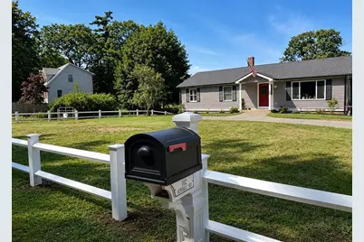 102 Kimball Rd, Amesbury, MA 01913 - Photo 3